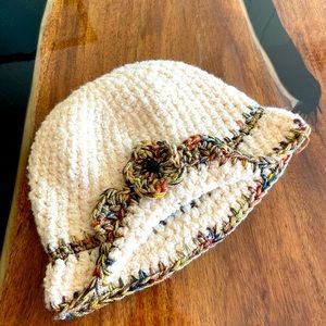 Hand knit cloche style hat- never worn
